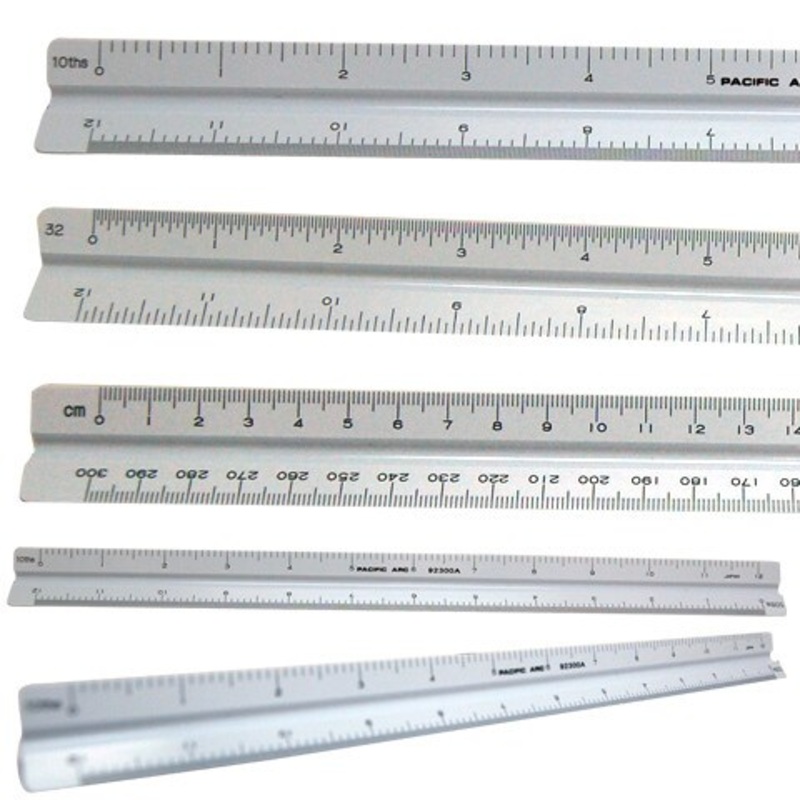 TRIANGULAR PLASTIC SCALE INCH / METRIC A 12INCH