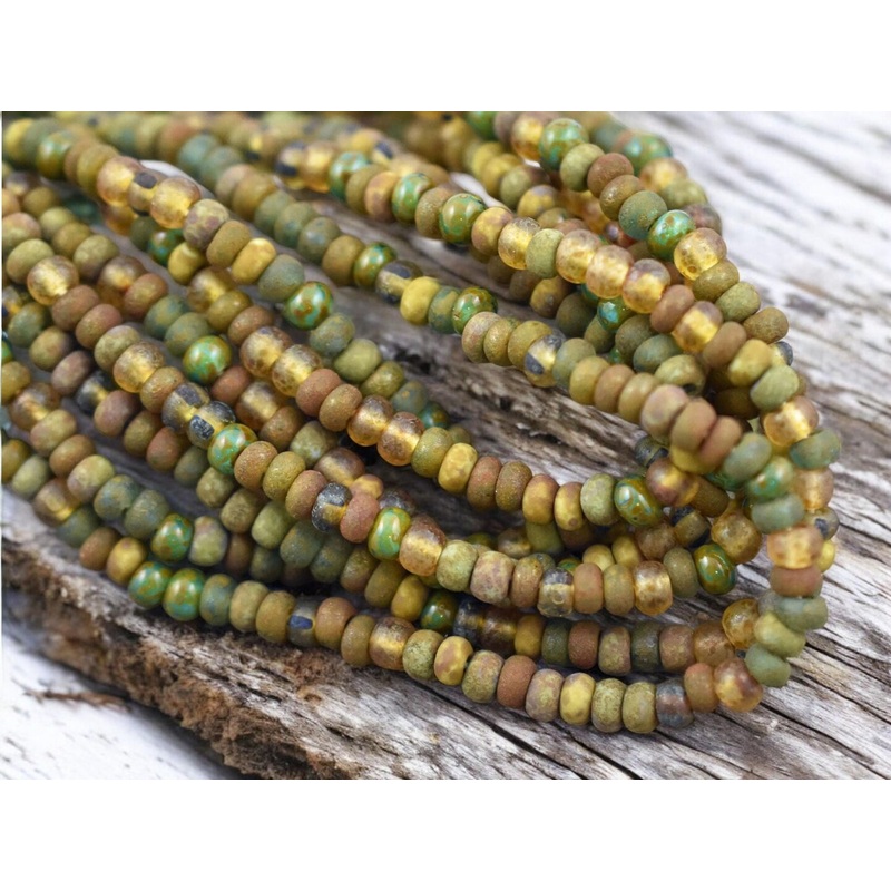 5/0 Aged Rustic Thin Ice Picasso Mix Seed Beads (20″ Strand)
