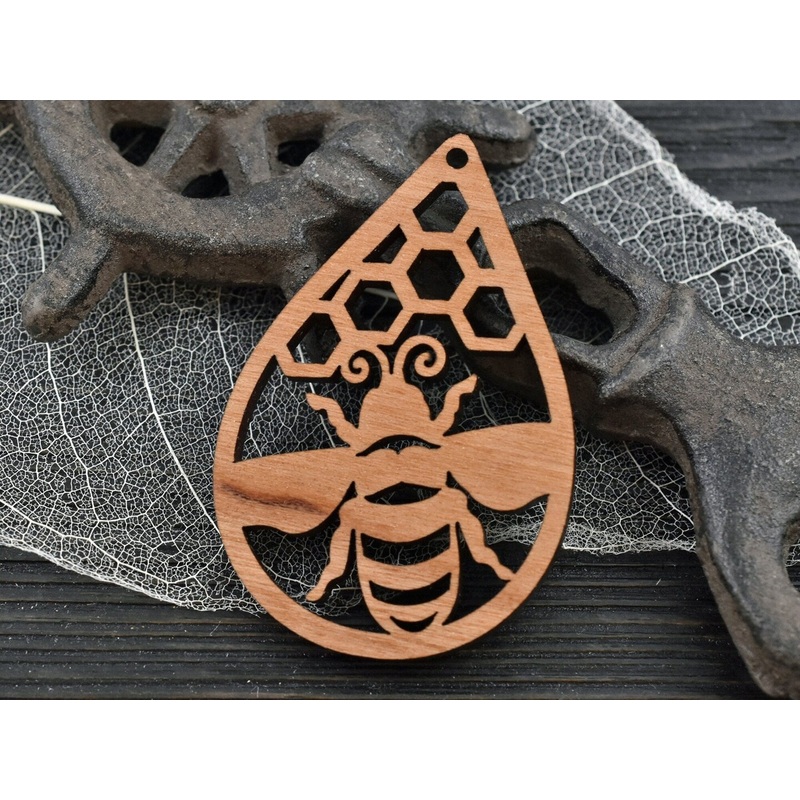 51x34mm Teardrop Shaped Cherry Wood Bee Pendant