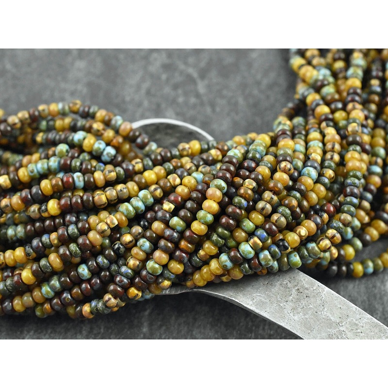 7/0 Aged Caribbean Blue Picasso Czech Glass Seed Bead Mix (21″ Strand)