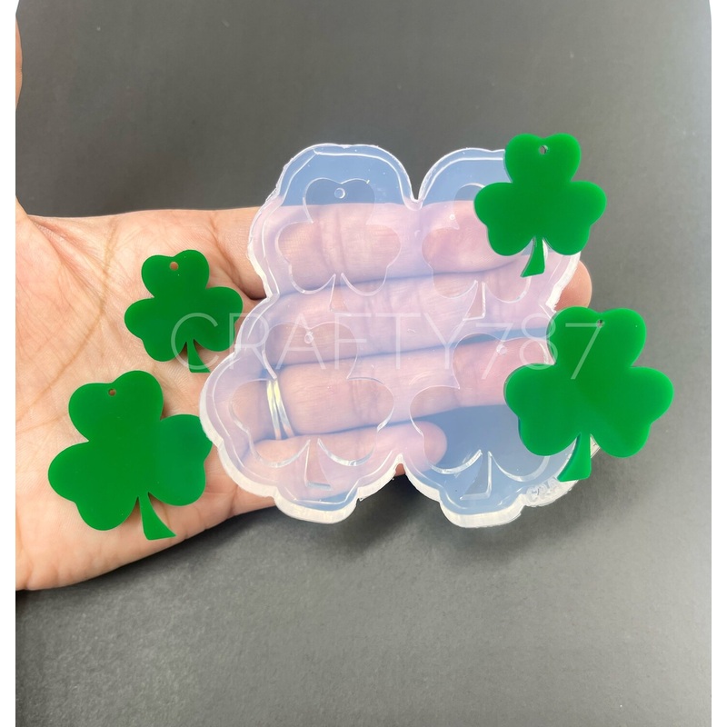 Three leaf Clover Shamrocks Dangle Silicone Mold St Patrick (D4)